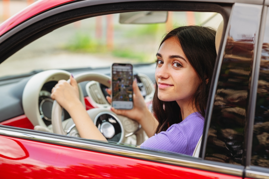Decode the Driving Culture and Rules of Sint Maarten