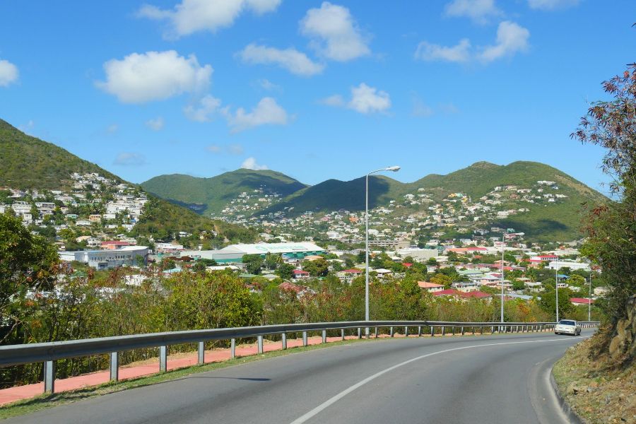 Learn to Find Cheap Weekly Car Rentals in Sint Maarten