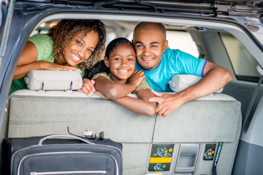 Car Hire Guide for Groups and Families in Sint Maarten