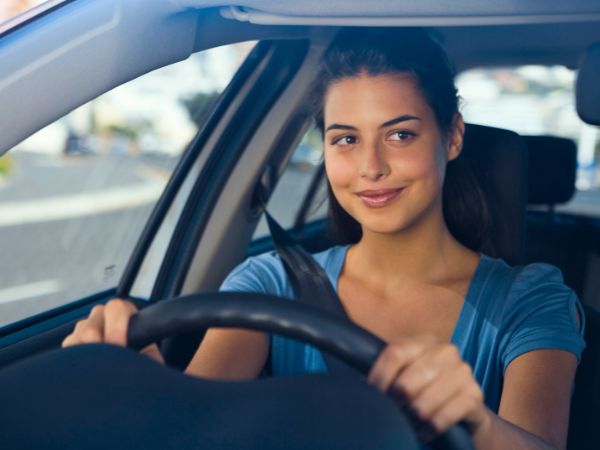 A Guide on When to Visit Sint Maarten for the Best Car Rental Deals